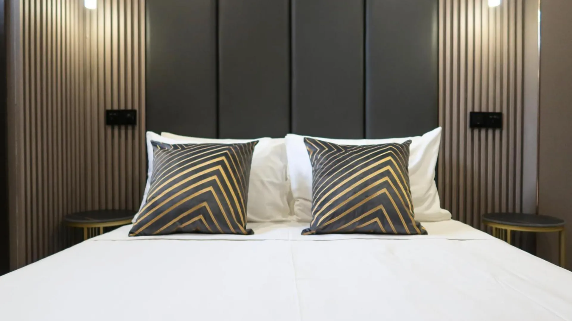 R Residences Singapore