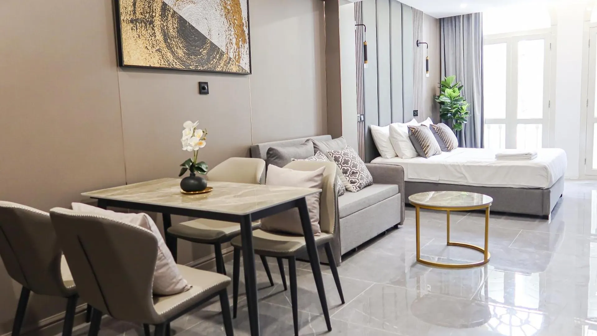 R Residences Singapore Lägenhet