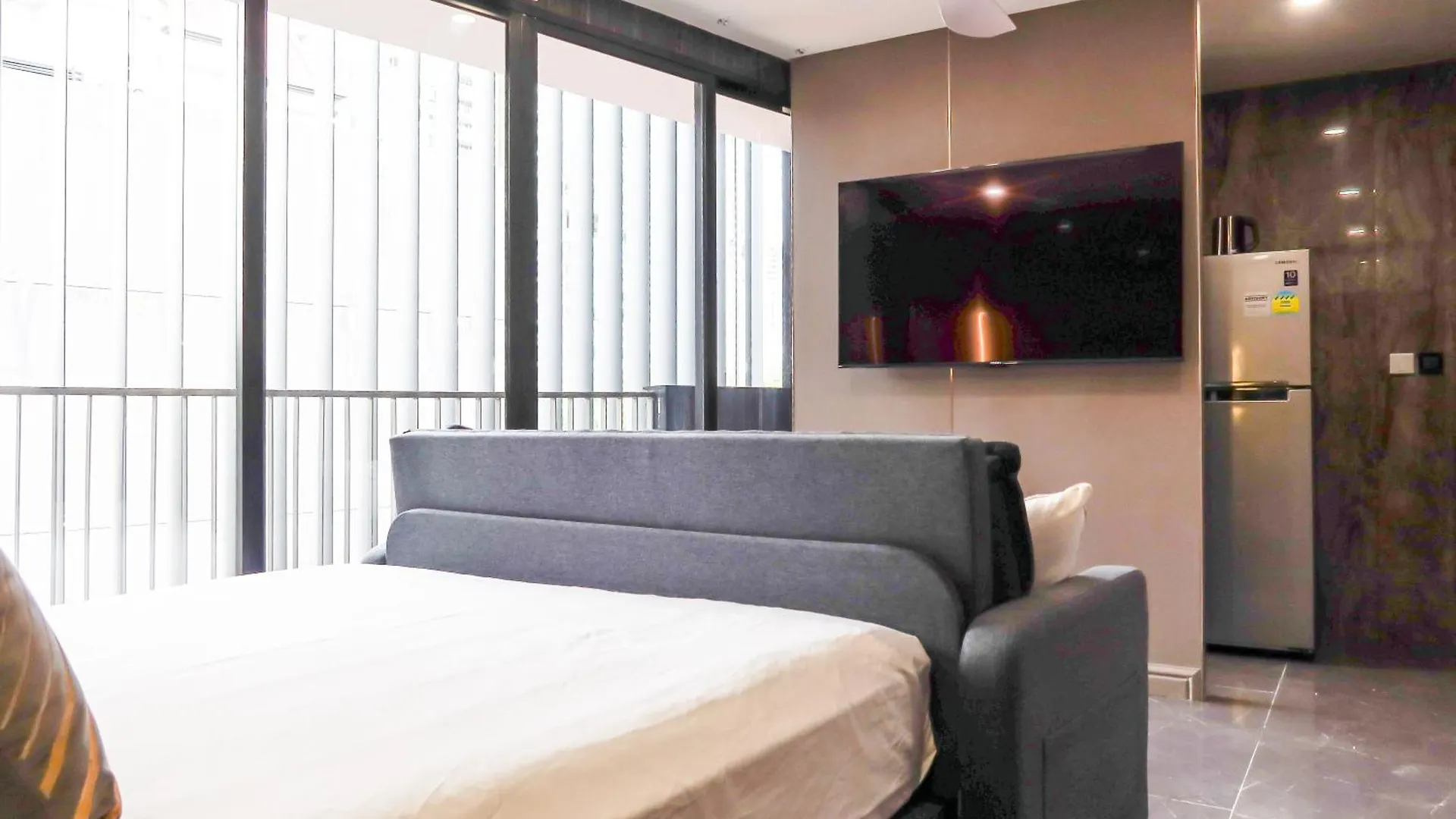 R Residences Szingapúr Apartman