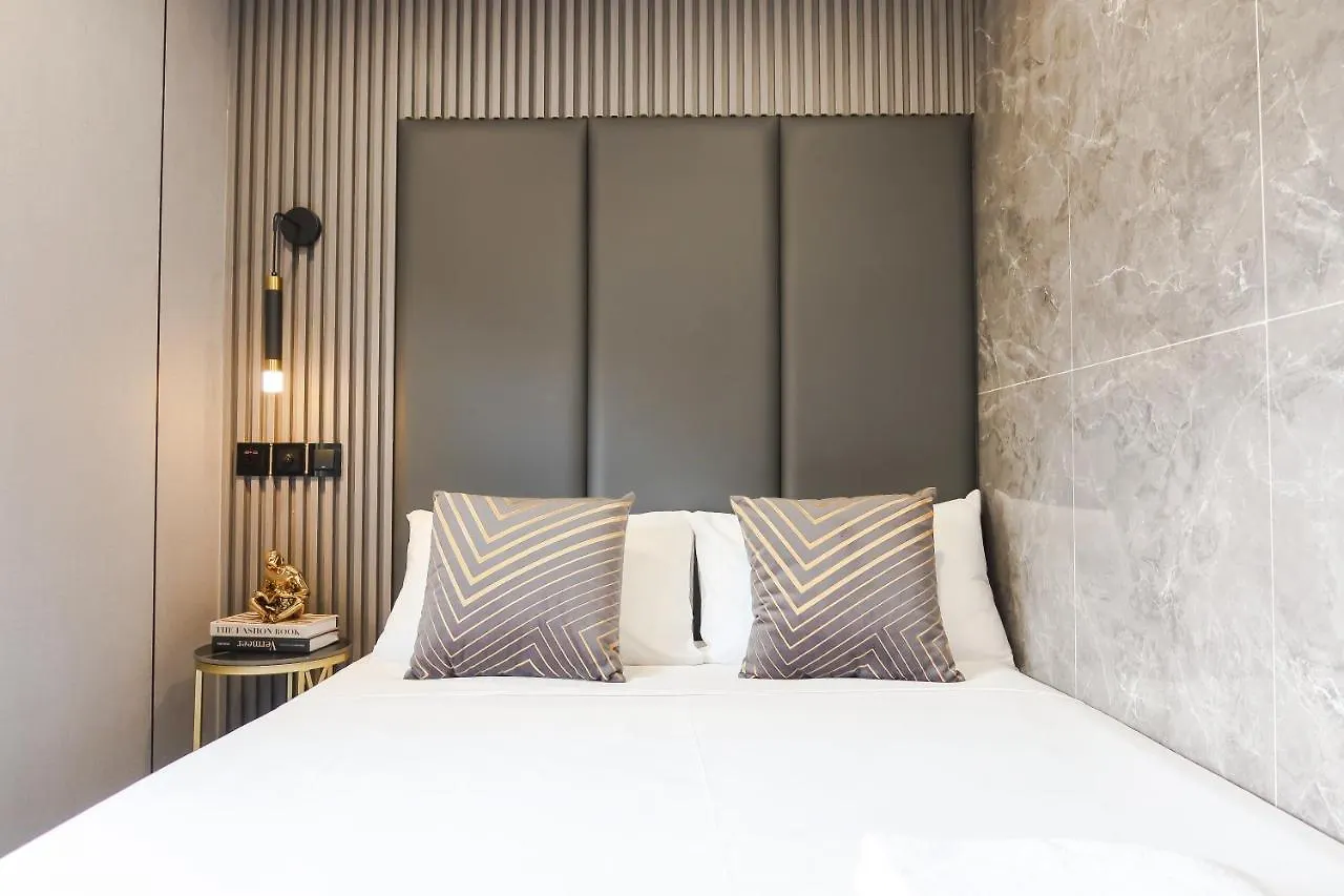 R Residences Szingapúr Apartman
