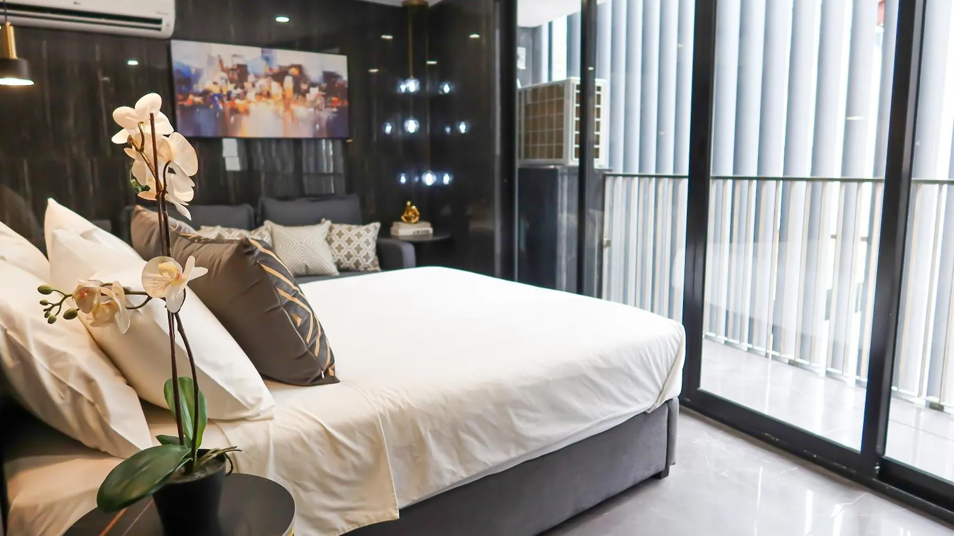R Residences Szingapúr