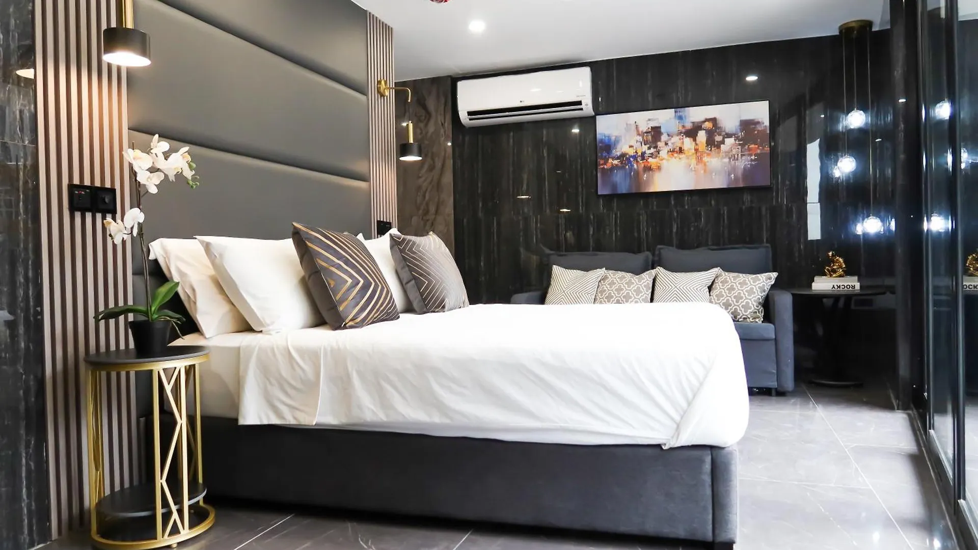 R Residences Szingapúr 0*,  Szingapúr