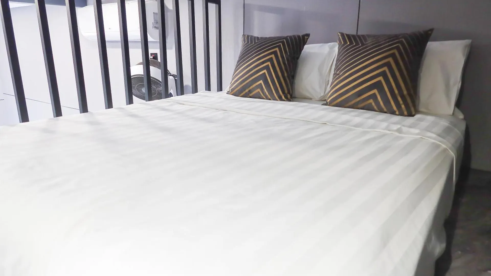 R Residences Szingapúr Apartman